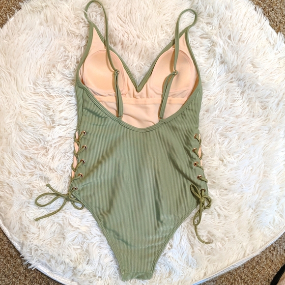 Ribbed Lace-Up One Piece Swimsuit - Picture 3 of 3